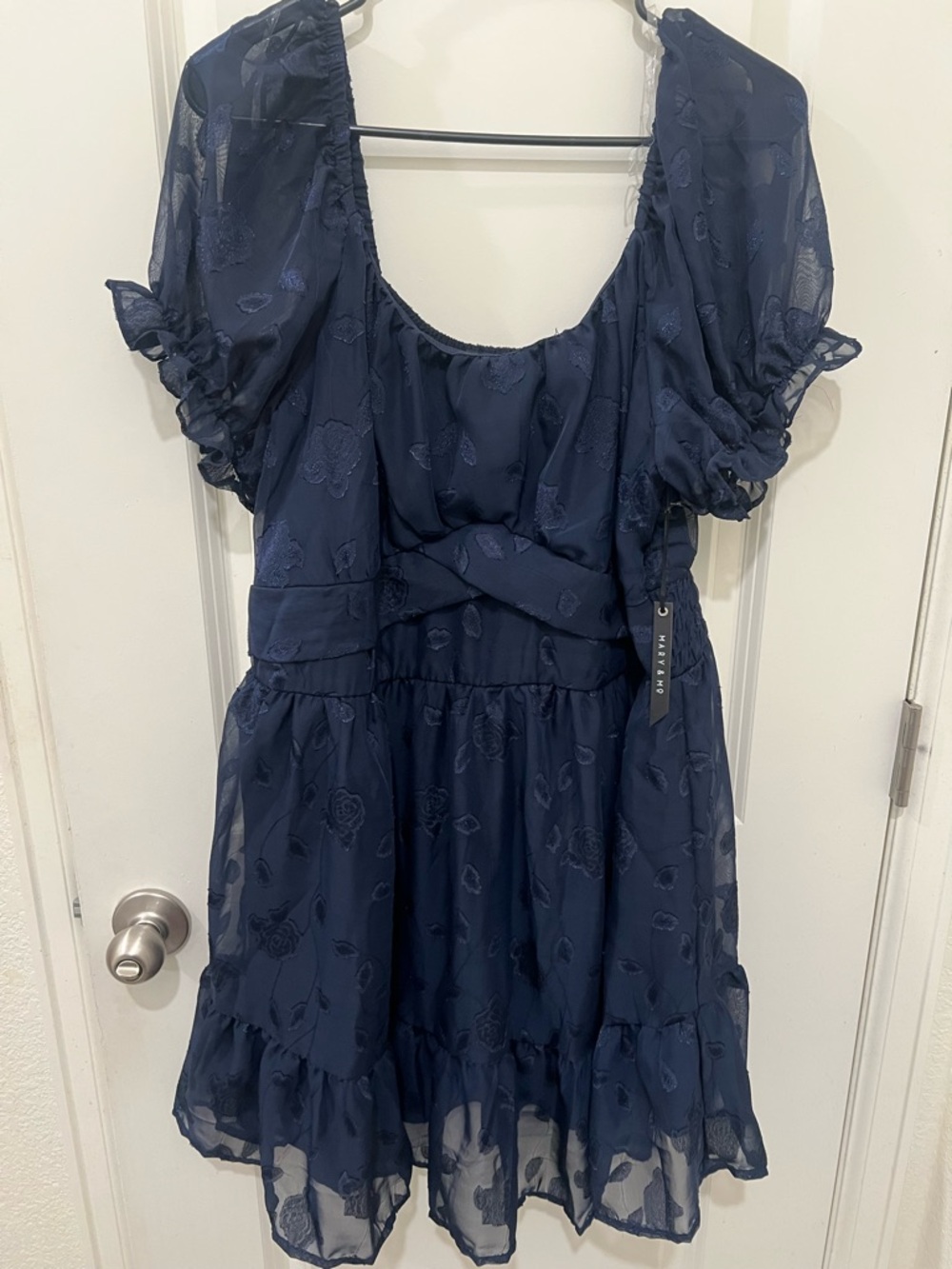 Juniors' Navy Floral Puff-Sleeve Dress. NWT